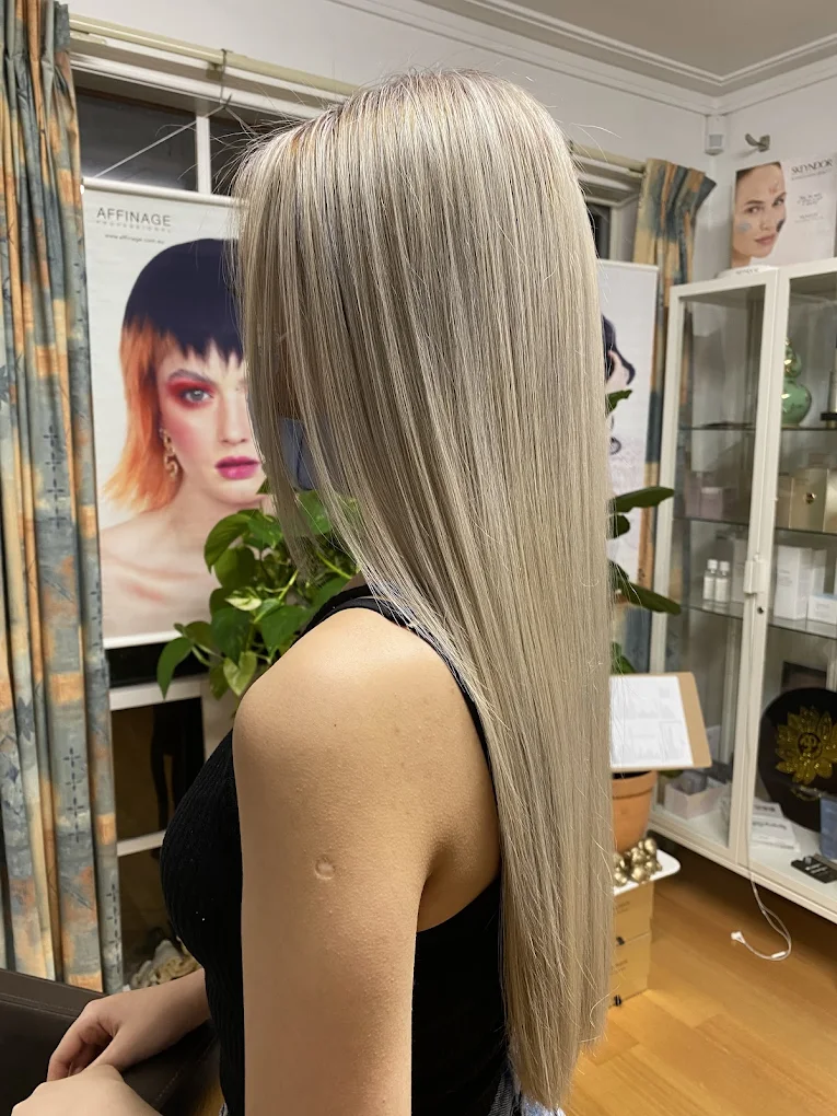 Client beauty or hair service result by Vivienne
